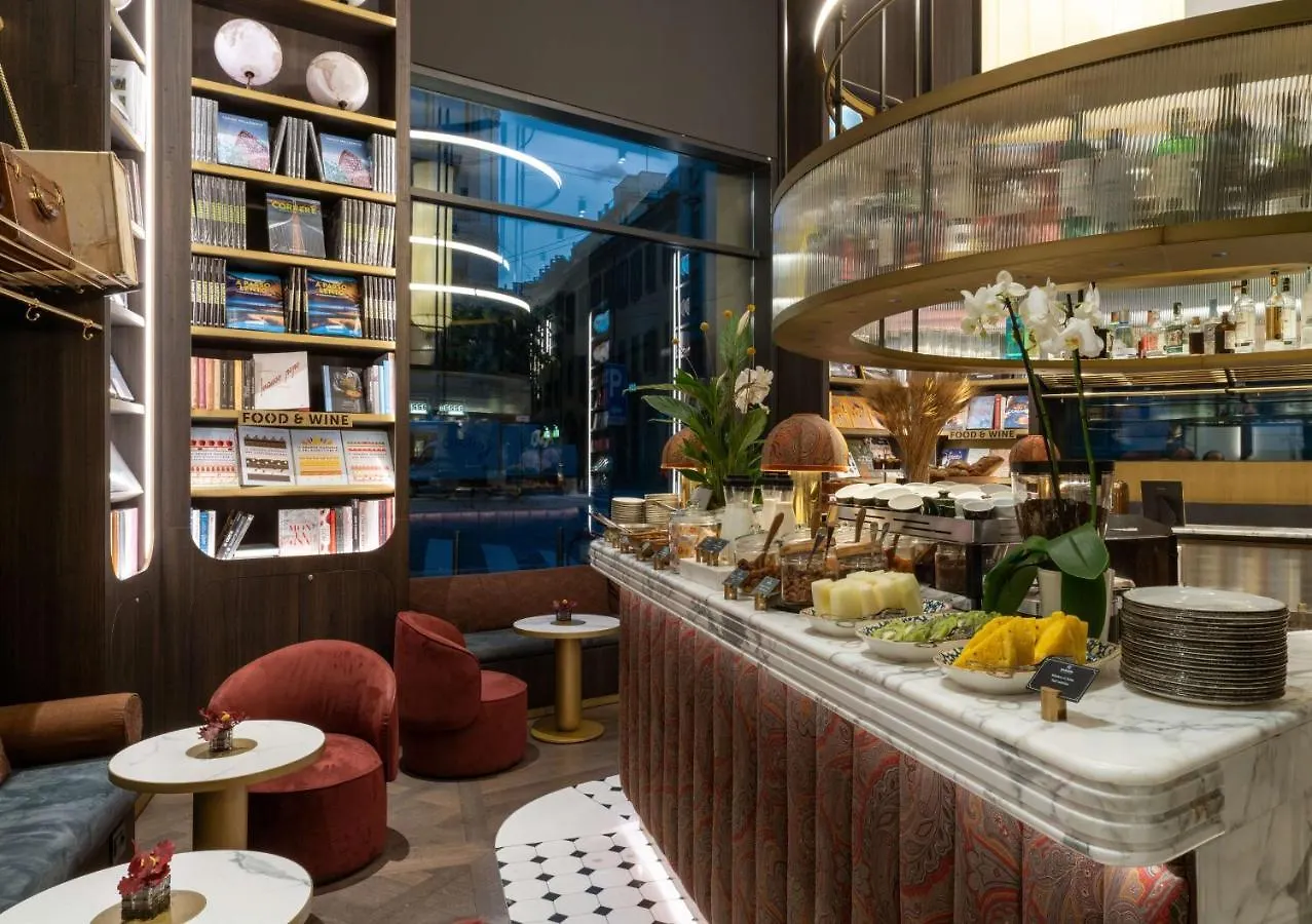 Отель Radisson Collection Hotel, Palazzo Touring Club Милан