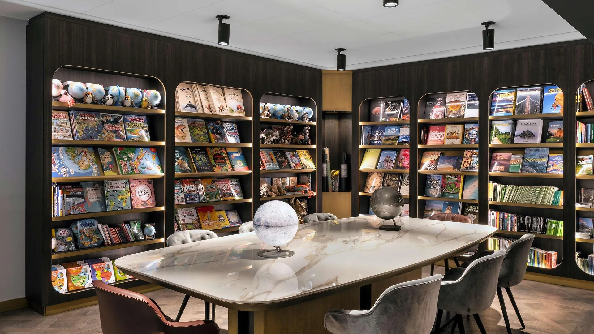 Radisson Collection Hotel, Palazzo Touring Club Milan 5*,  Italy
