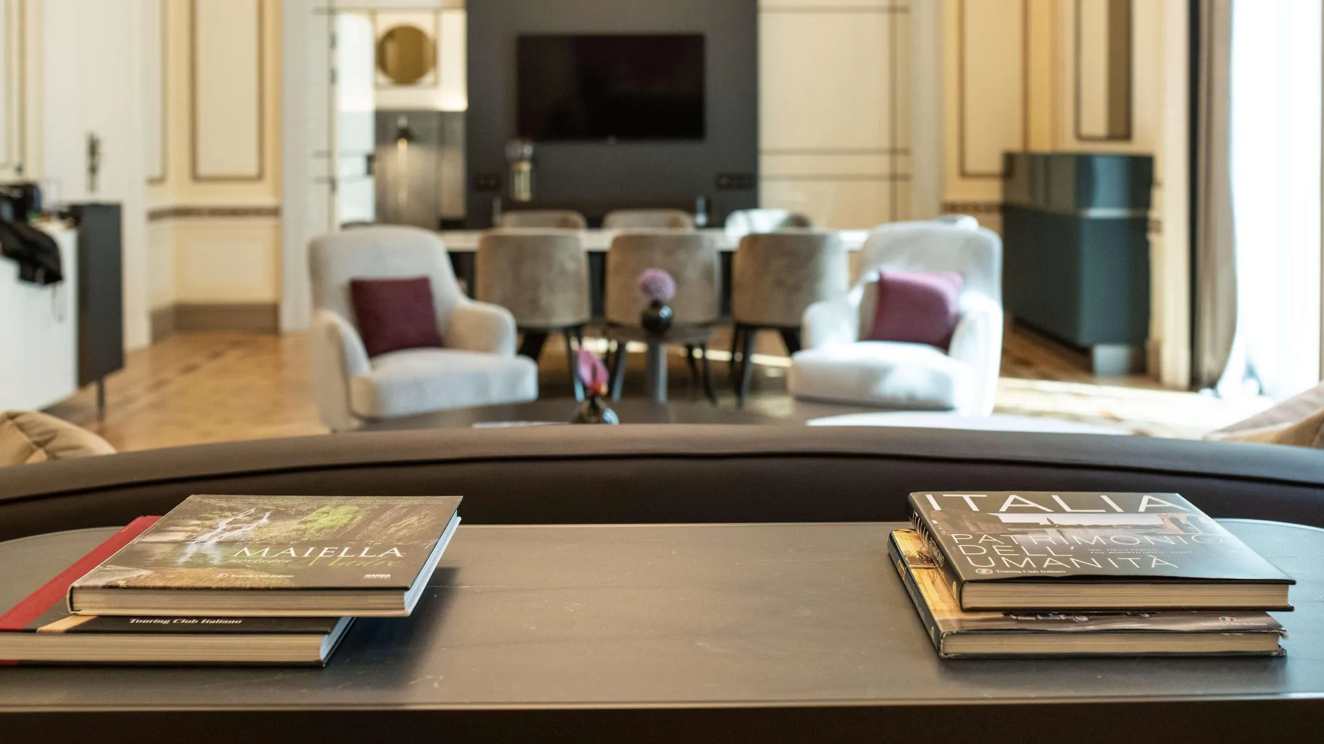 Radisson Collection Hotel, Palazzo Touring Club Милан