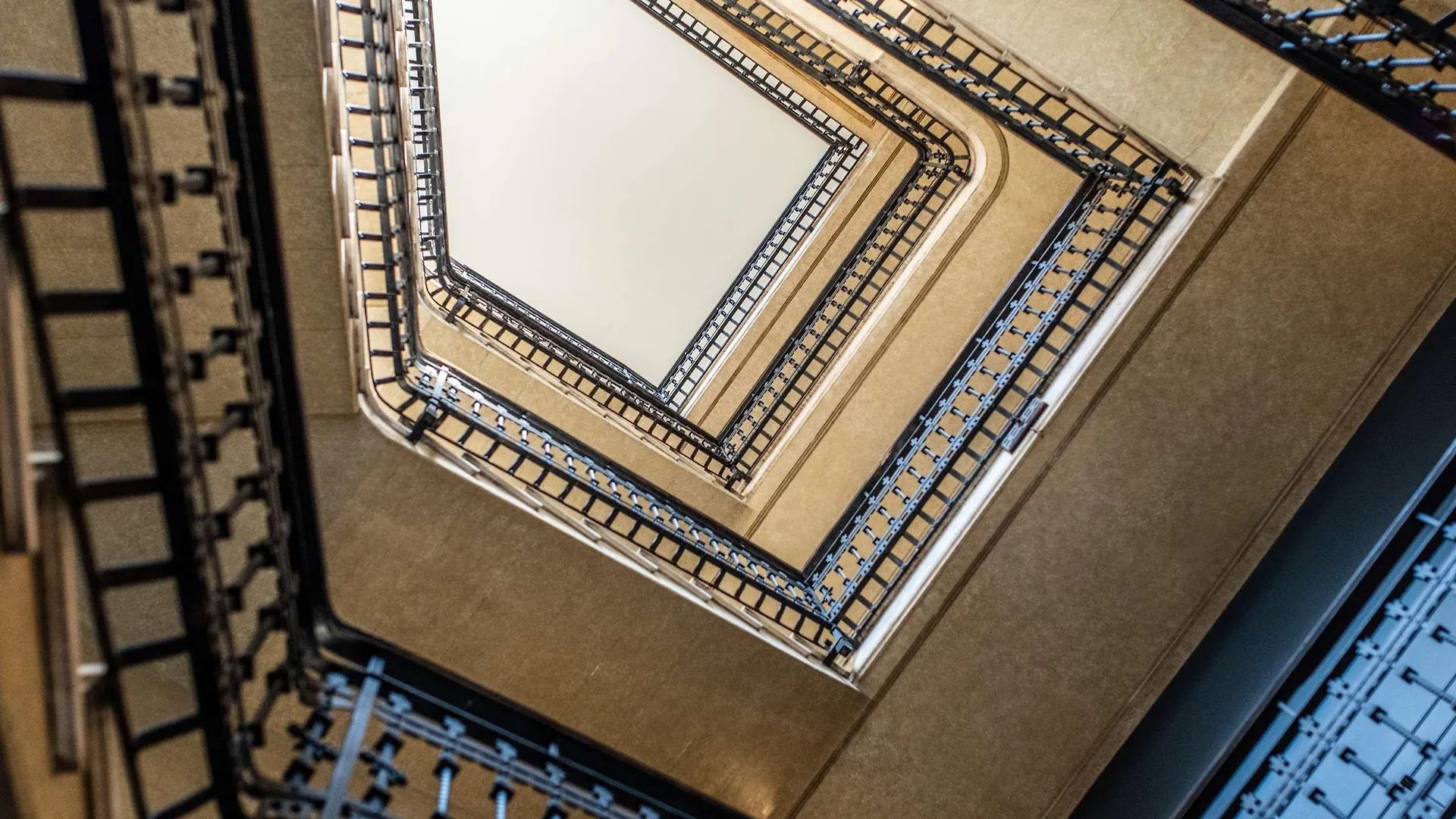 Radisson Collection Hotel, Palazzo Touring Club Milan Hotel