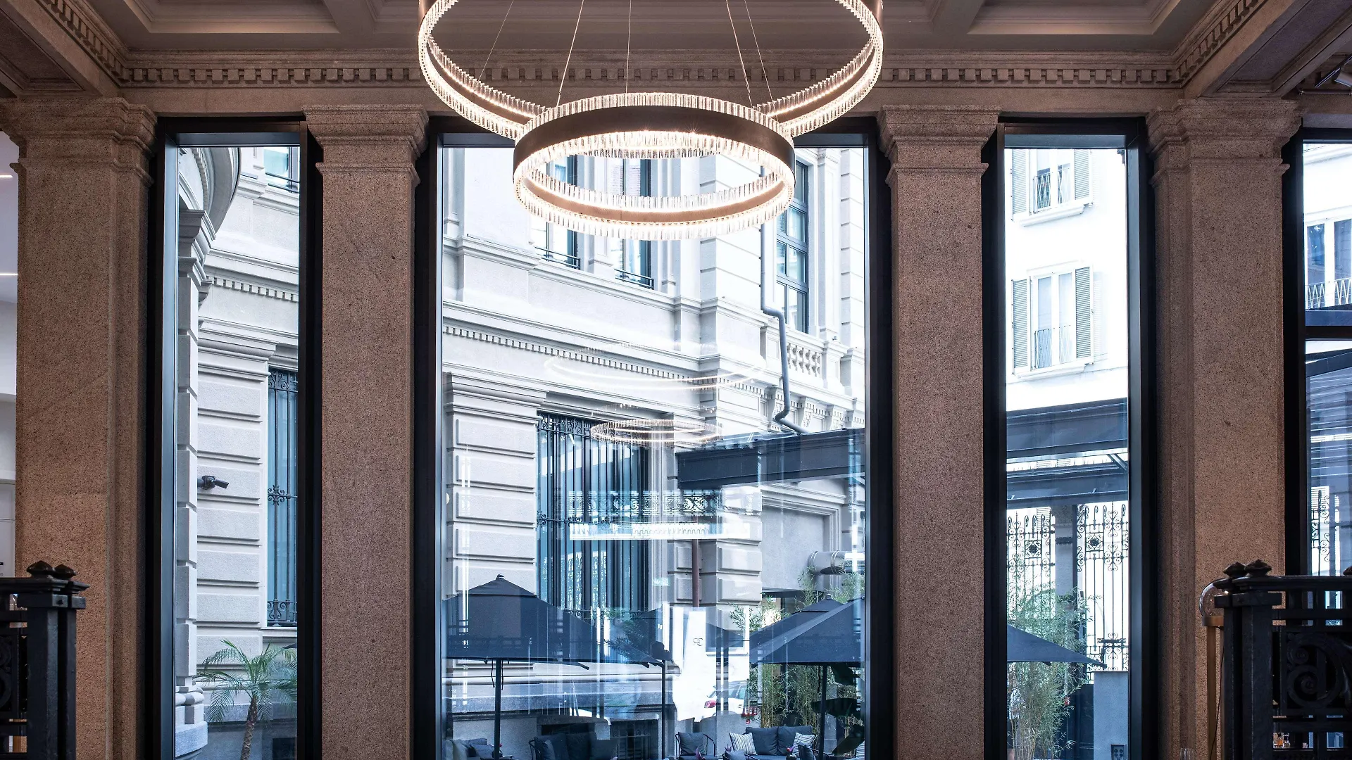 Otel Radisson Collection Hotel, Palazzo Touring Club Milano