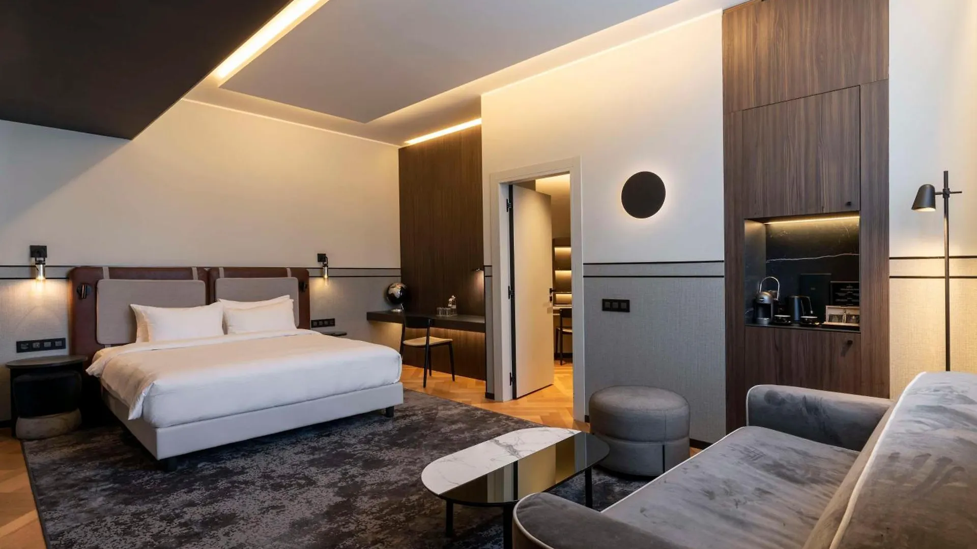 Radisson Collection Hotel, Palazzo Touring Club Milan Hotel